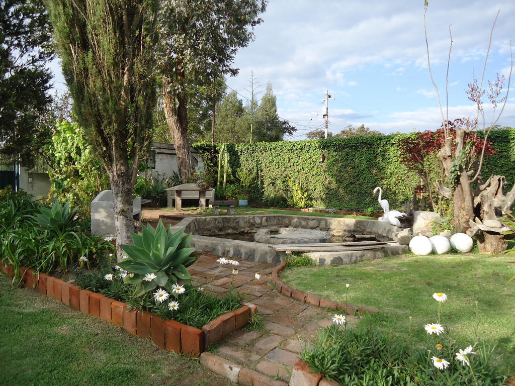 Hostal Saint Mary'S Tababela Exterior foto